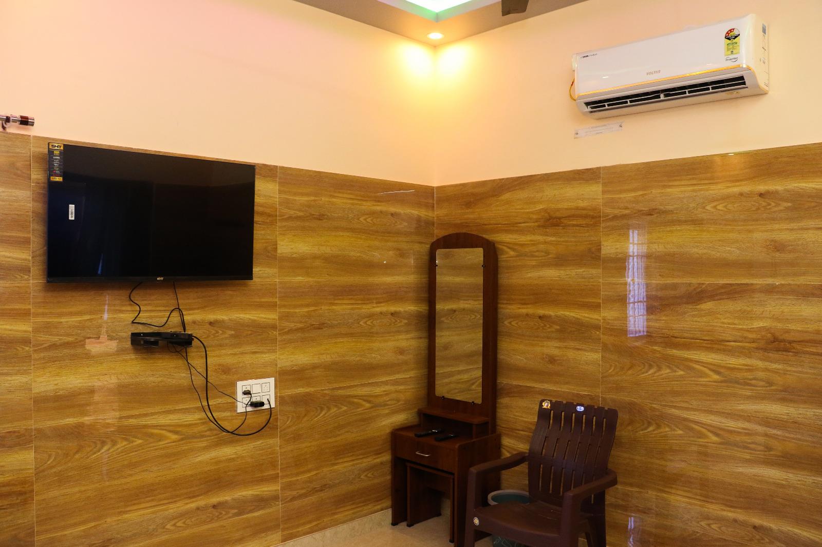 Room Image 5